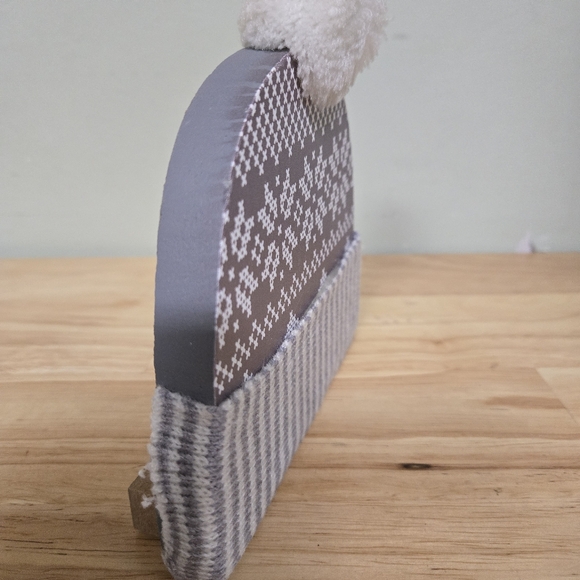 Winter Beanie sign hat - Picture 2 of 3